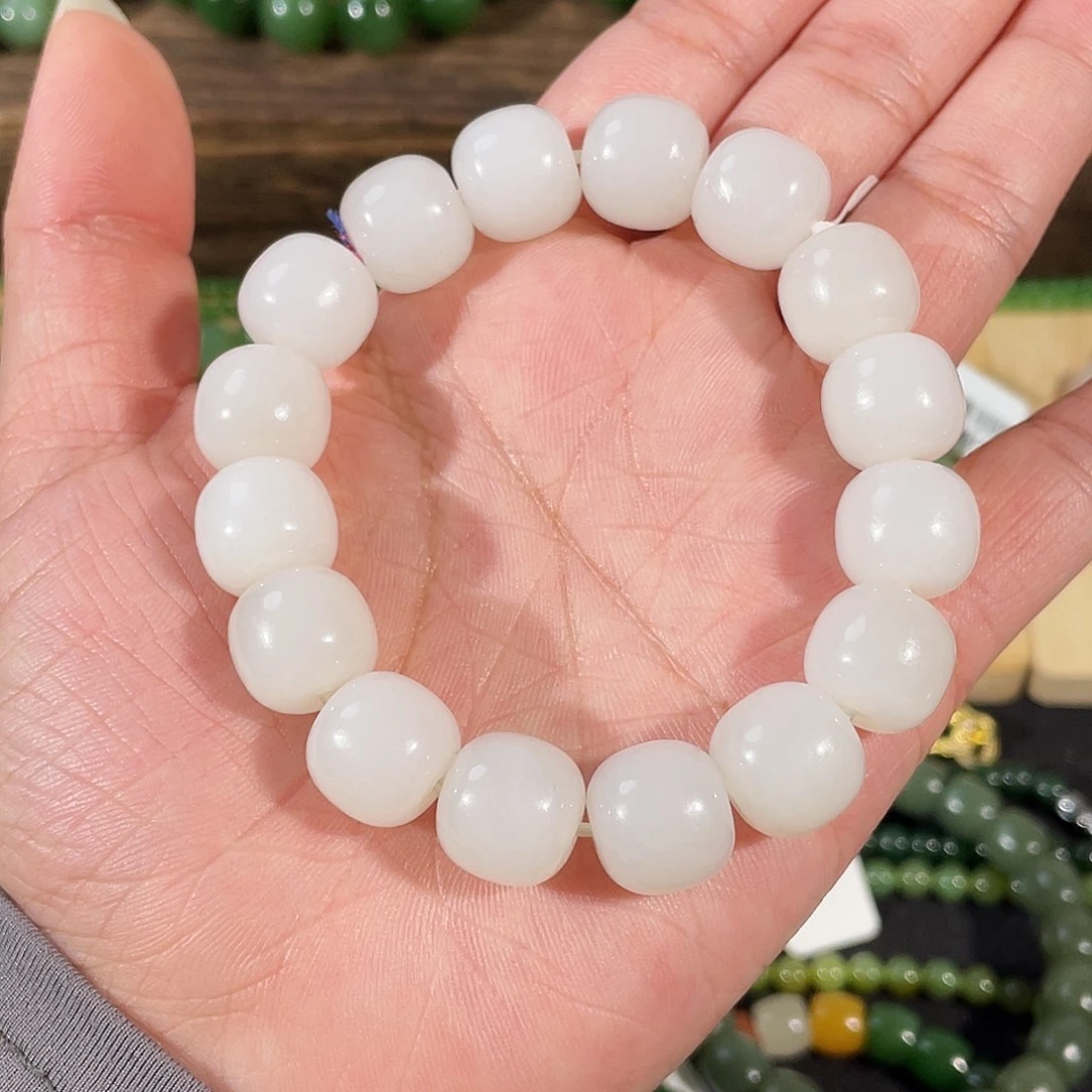 和田玉未镶嵌手串