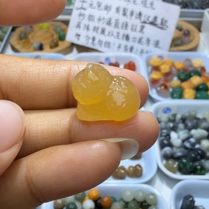 和田玉未镶嵌珠宝奇石
