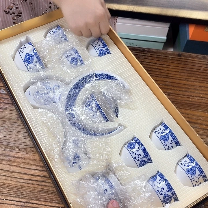 孤品茶具套装等。