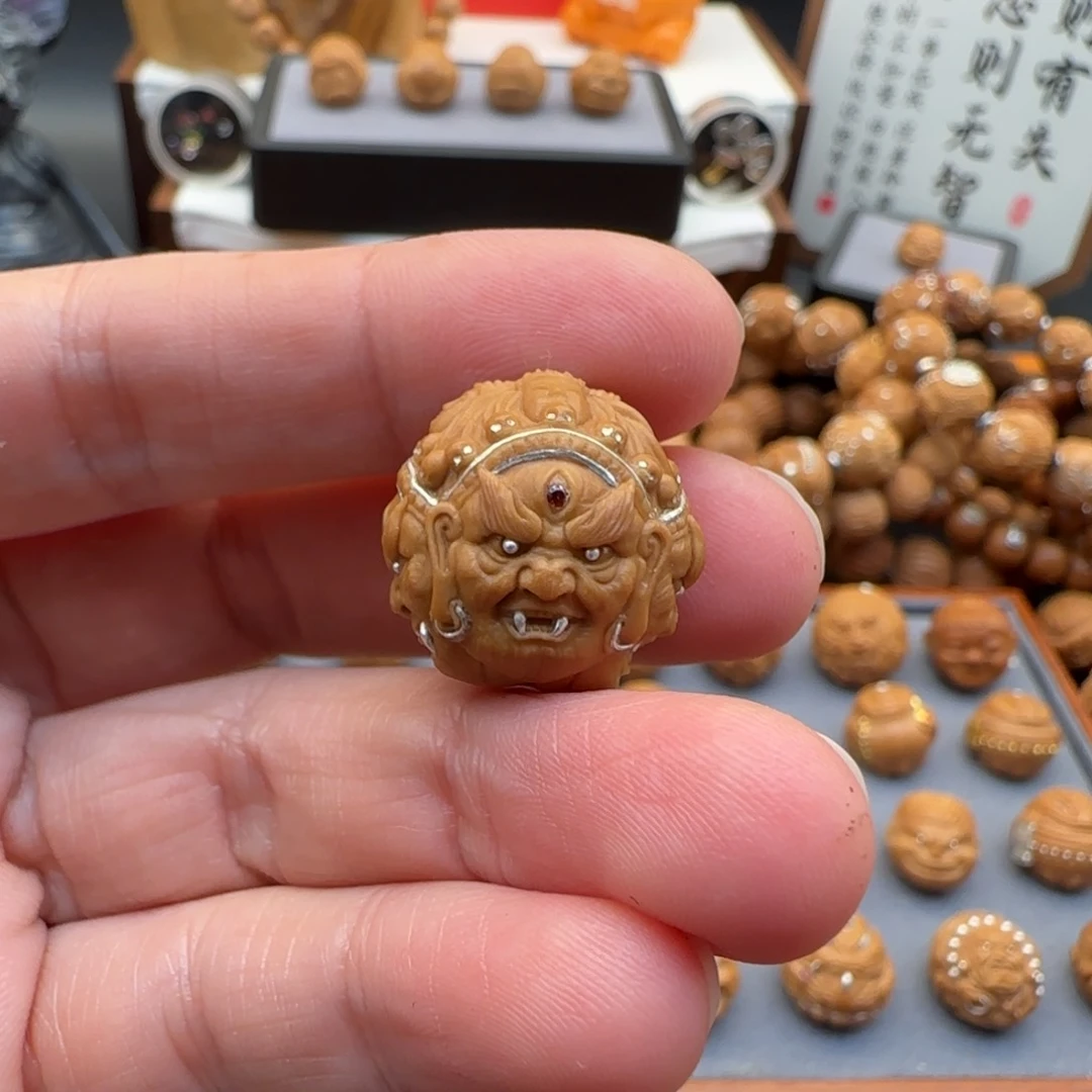 猴头核桃吊坠大威德