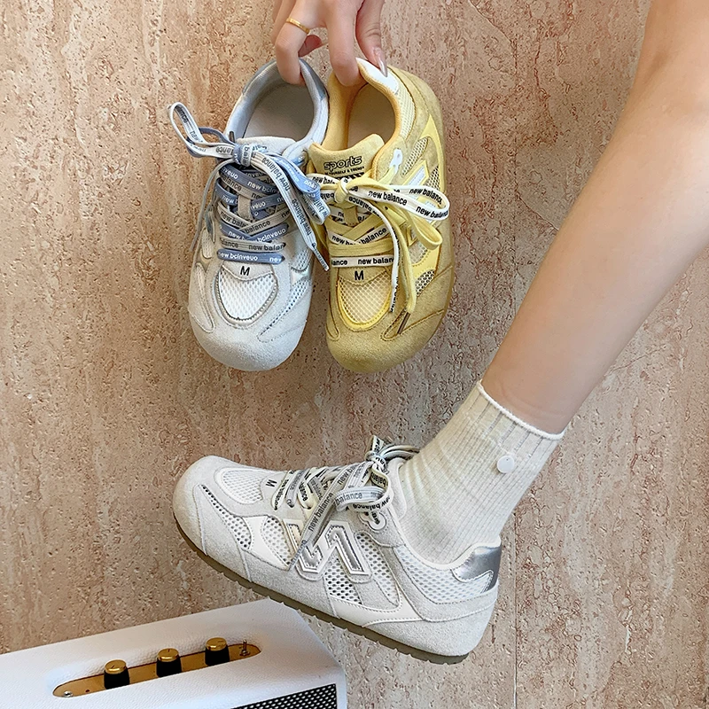 2025年夏季新款薄款镂空德训鞋女款小众百搭软底芒果头百搭休闲鞋