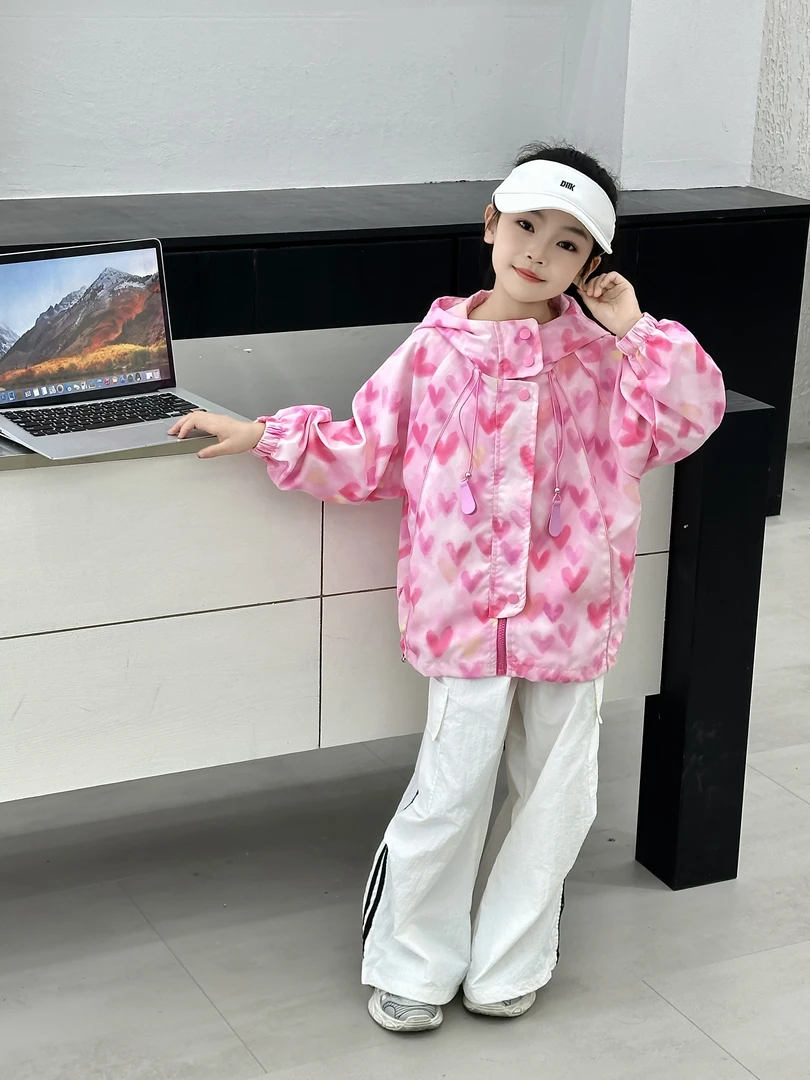2025新款爆款春秋中大童洋气户外印花运动外防风防水连帽时尚外套