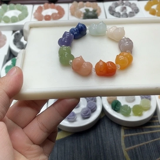 石英质玉（非洲翠）合金手串