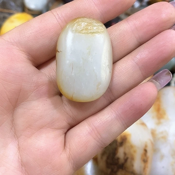 和田玉（糖玉）未镶嵌挂件