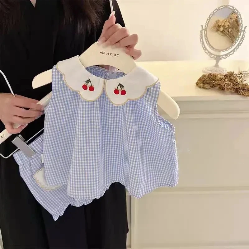 女童翻领娃娃领衬衫可爱背心款可爱短裤套装两件套夏季2025甜美
