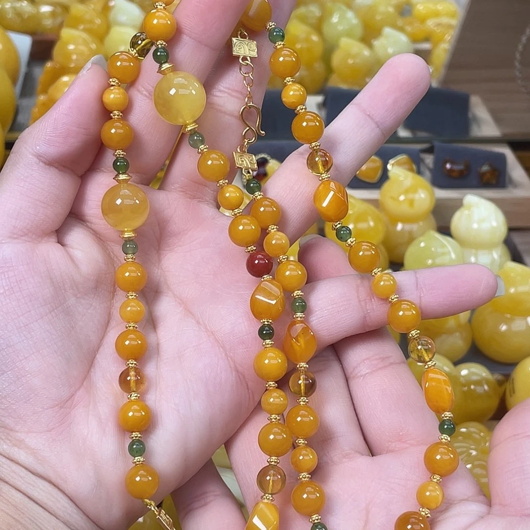 琥珀未镶嵌裸石Y69