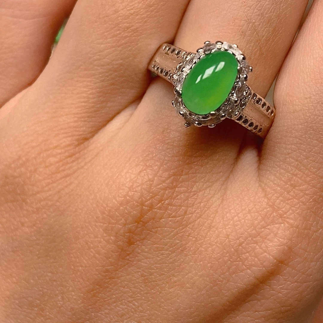 翡翠戒指未镶嵌冰果绿