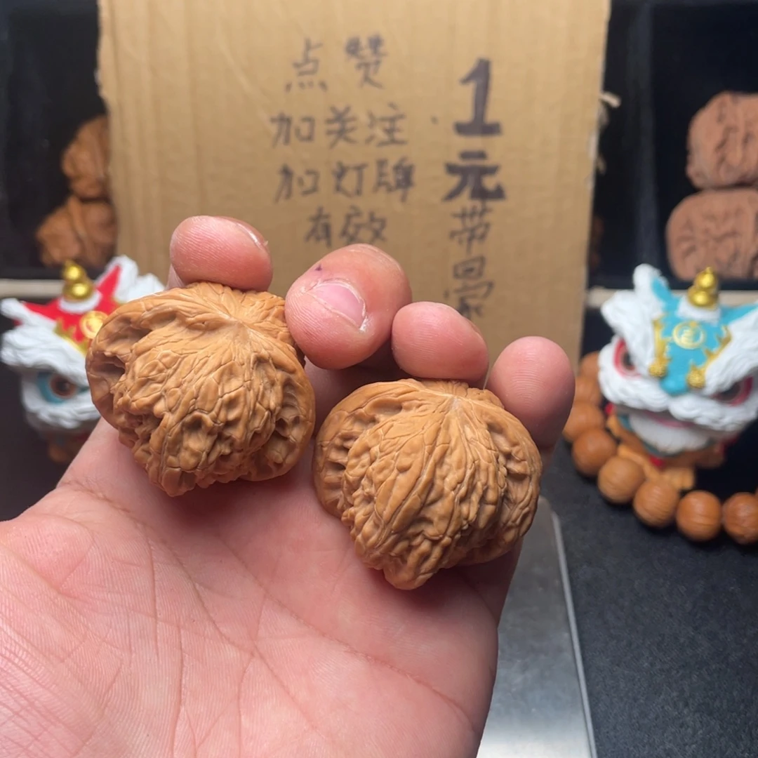 文玩核桃吊坠磨盘