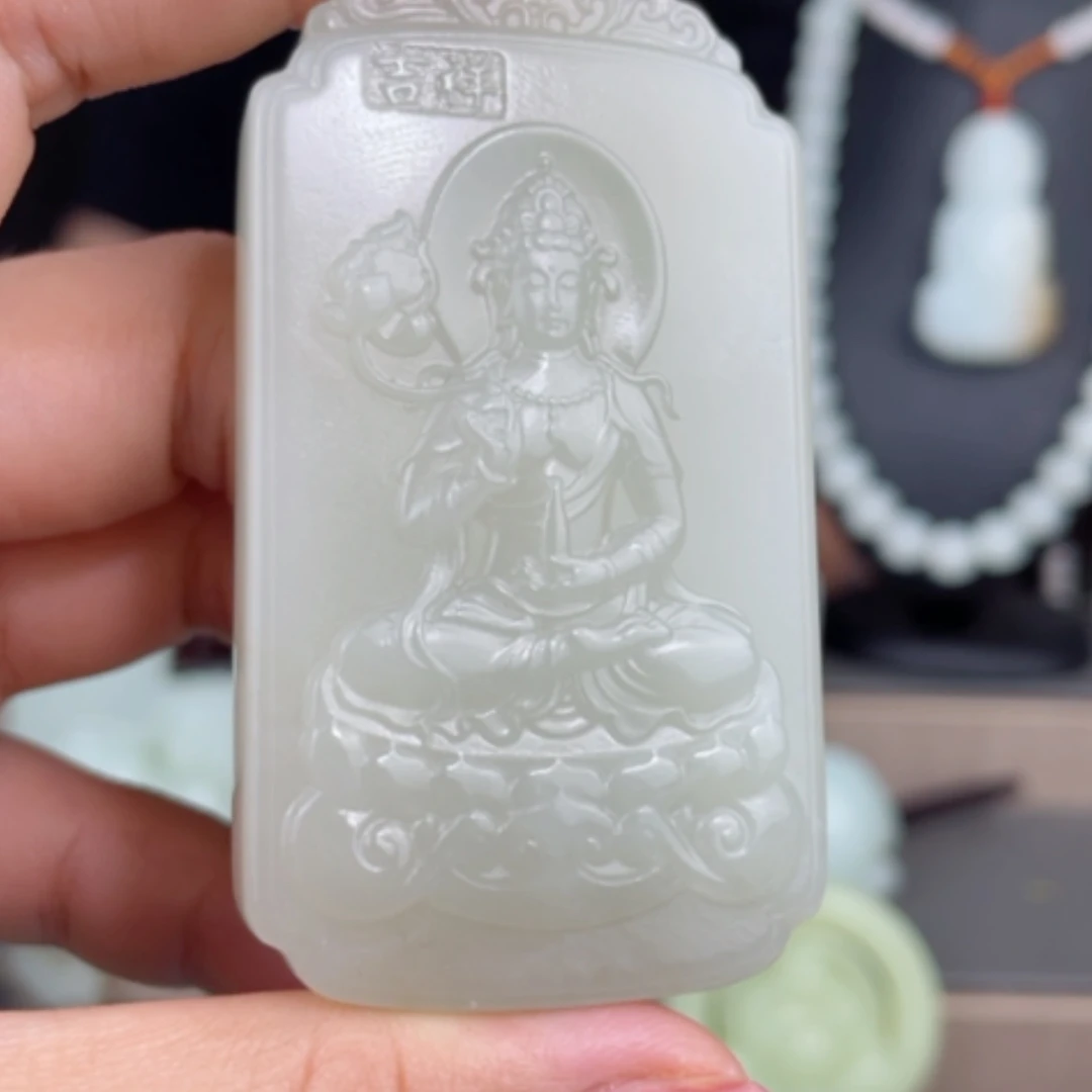 【闪购商品】颈饰未镶嵌和田玉