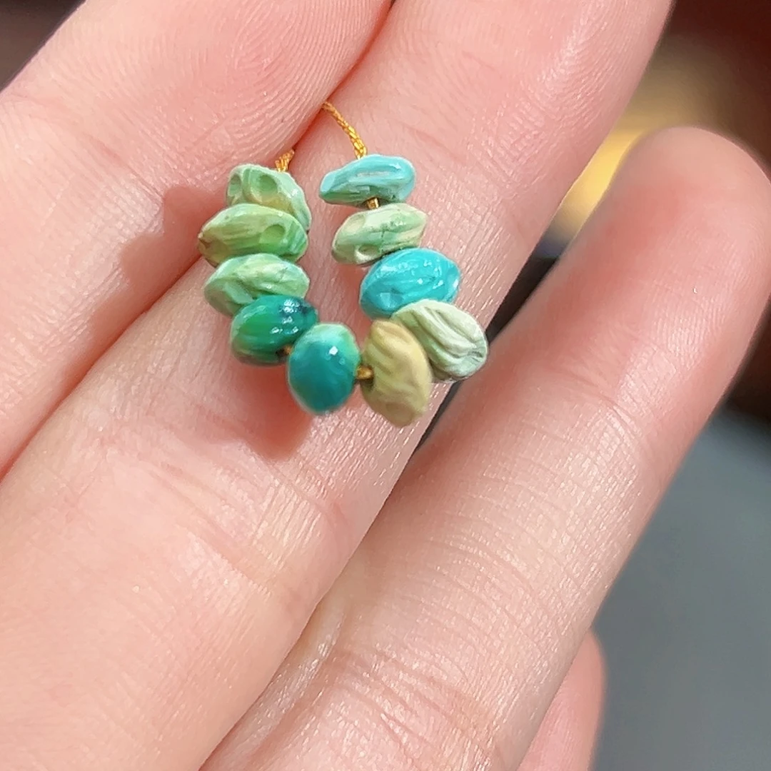 绿松石未镶嵌珠宝奇石