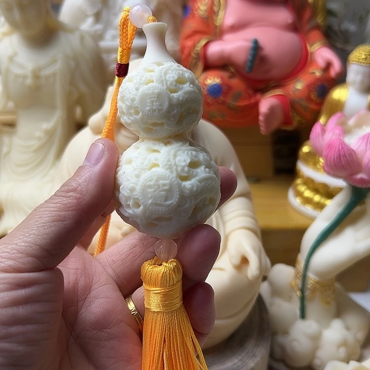 杰***哥藤葫芦车挂流苏摆件