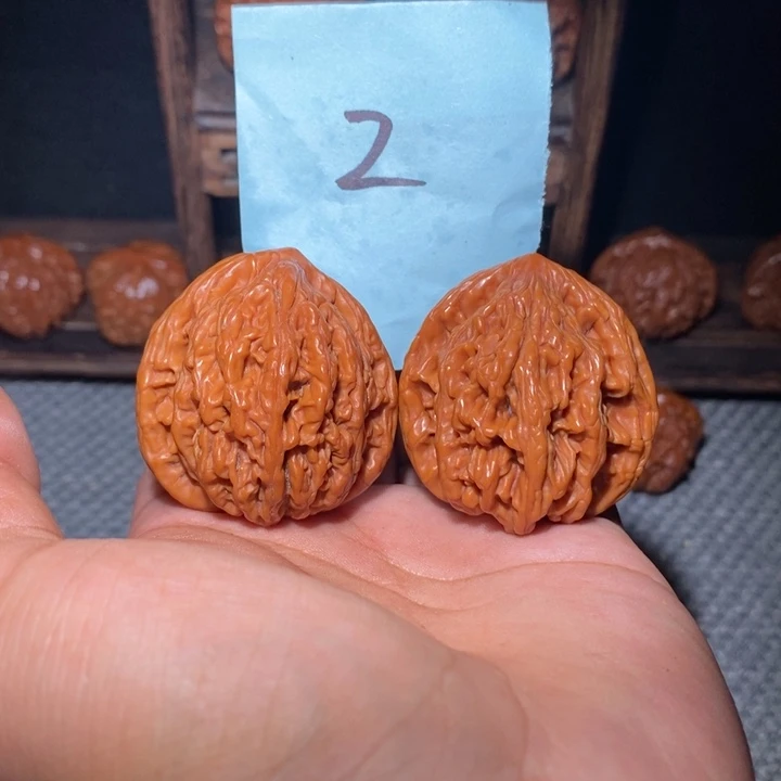 桃核把件41尺虎头