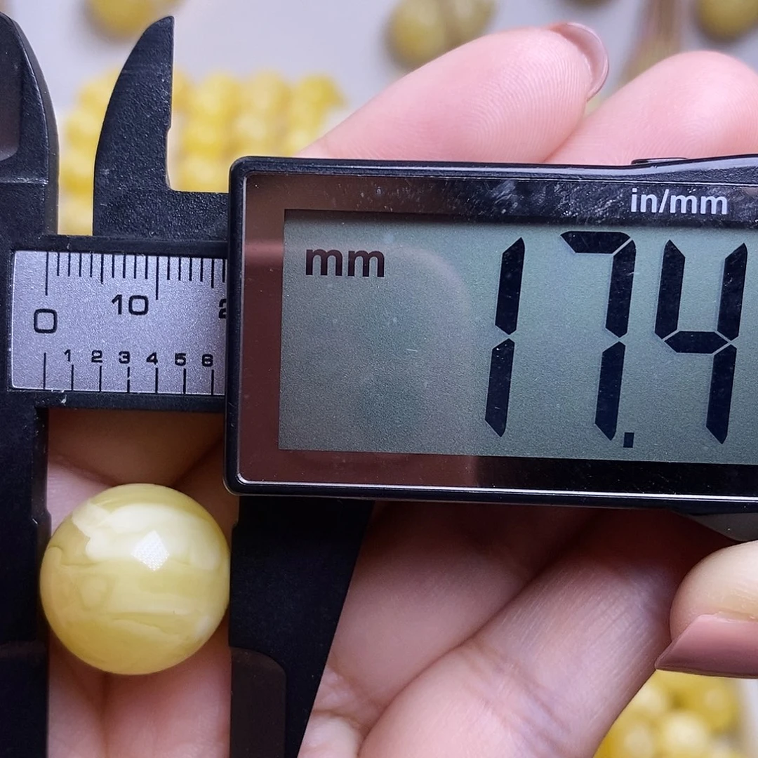 裸石琥珀未镶嵌蜜蜡圆珠