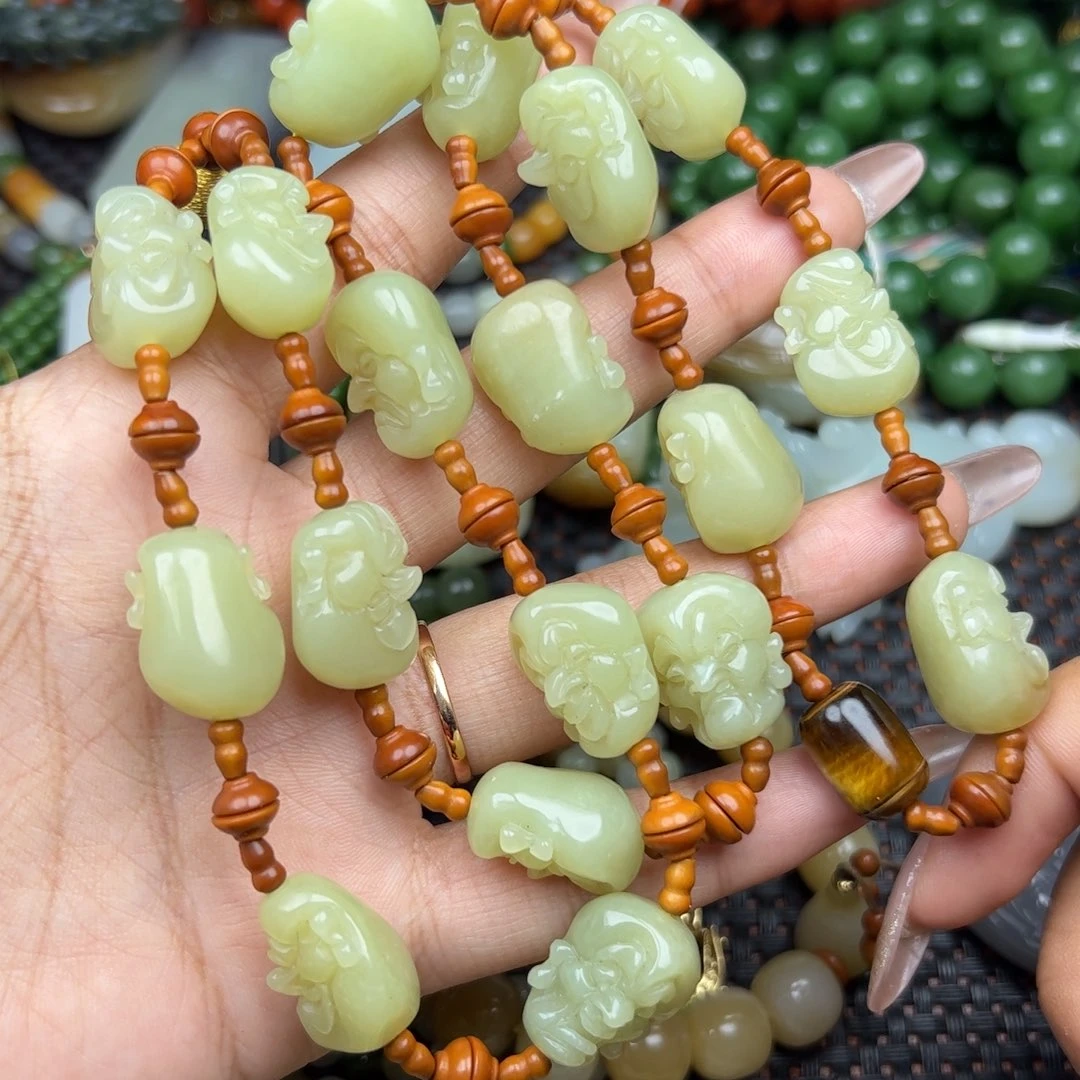 和田玉吊坠未镶嵌