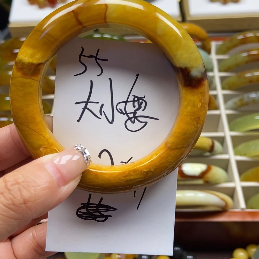 蛇纹石玉手串未镶嵌