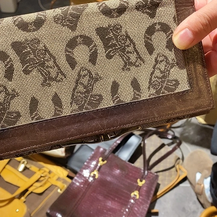 西***面中古香水沐浴露持久留香