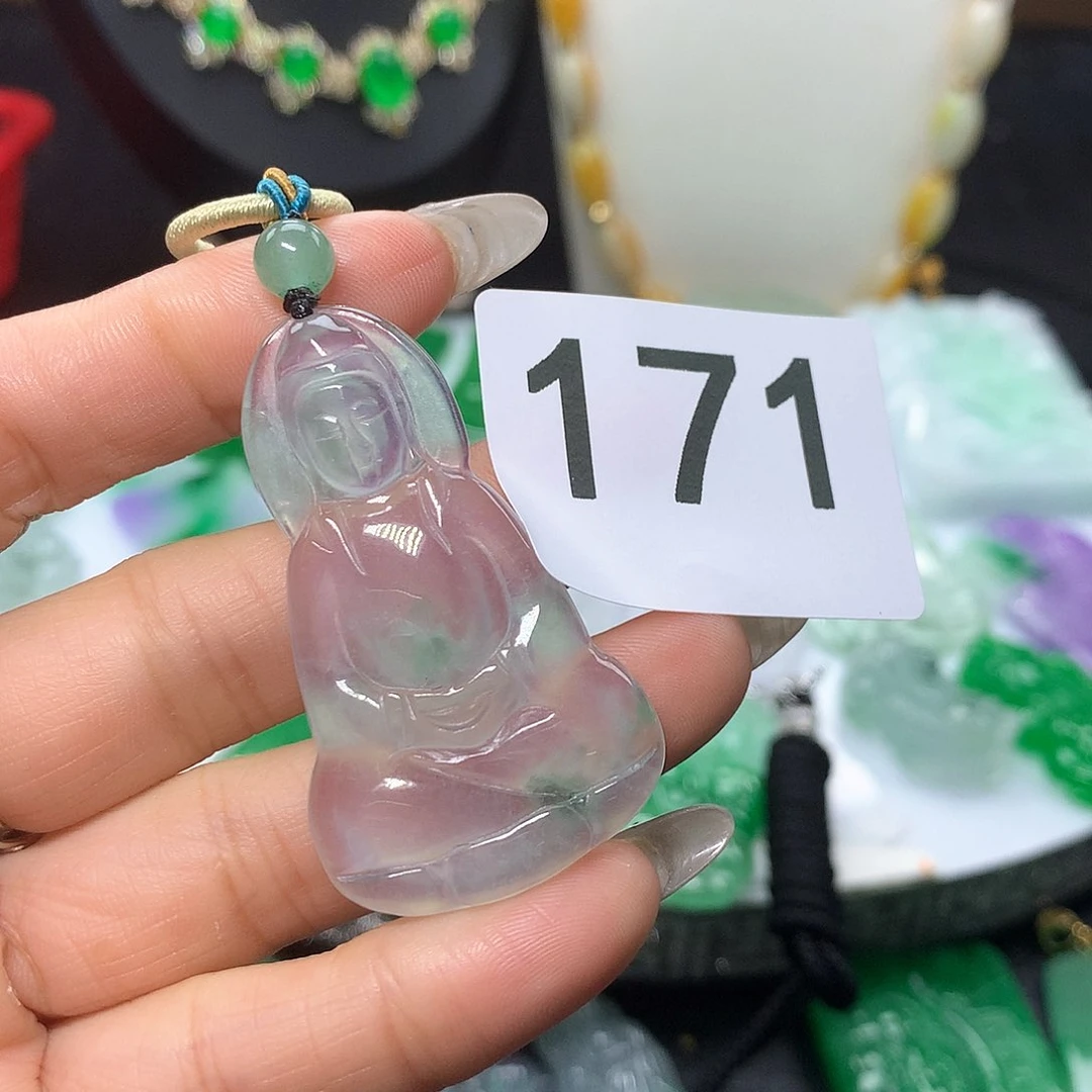 翡翠吊坠(赠链)未镶嵌