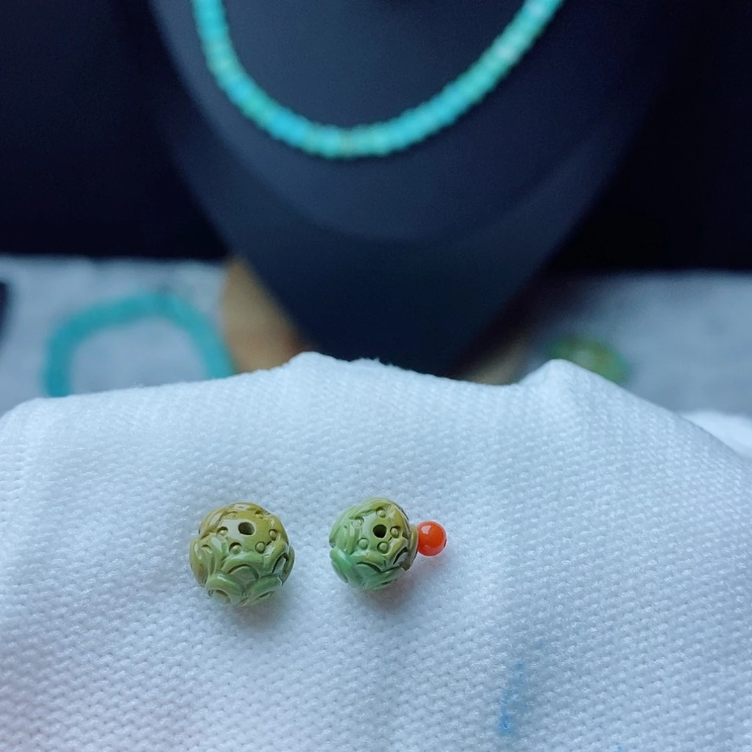 未镶嵌南红玛瑙珠宝奇石