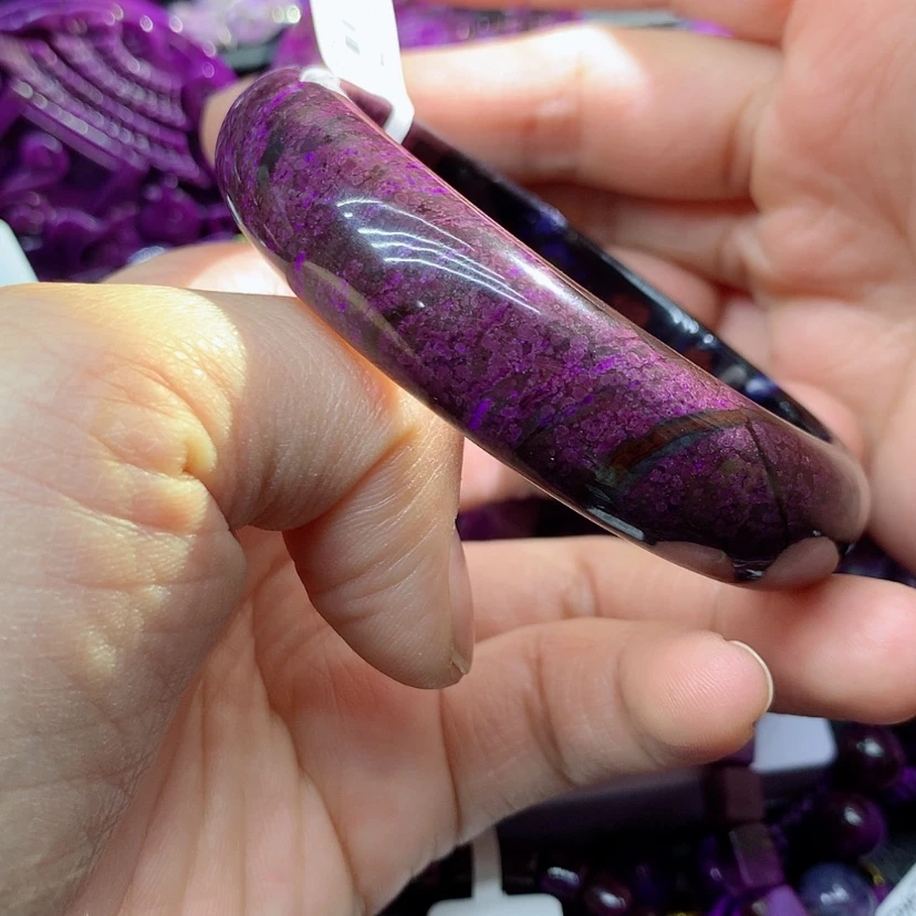 【闪购商品】苏纪石（舒俱来）未镶嵌手镯步*间