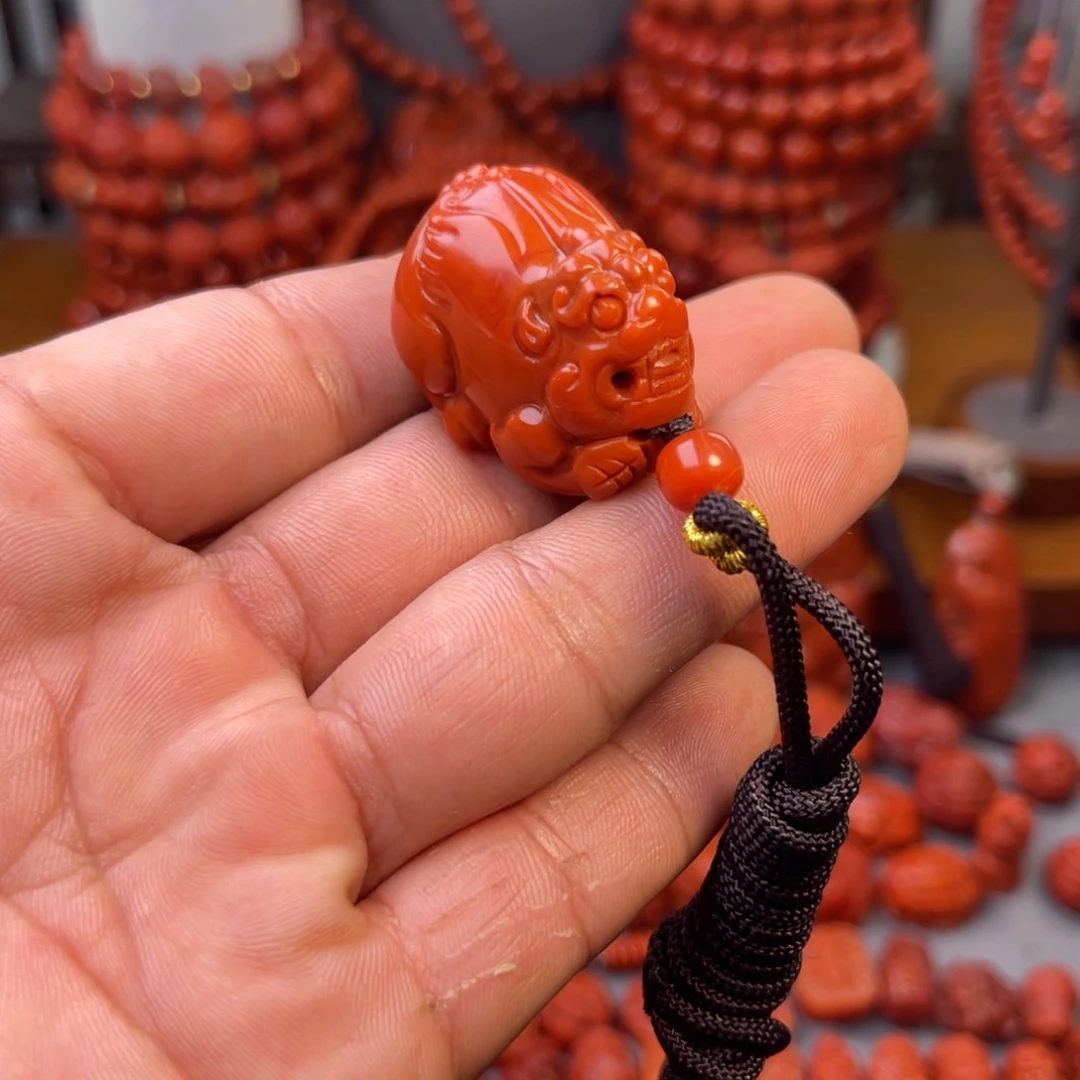 南红玛瑙瓦西精工貔貅吊坠未镶嵌