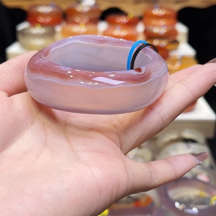 玛瑙/玉髓手镯未镶嵌红*