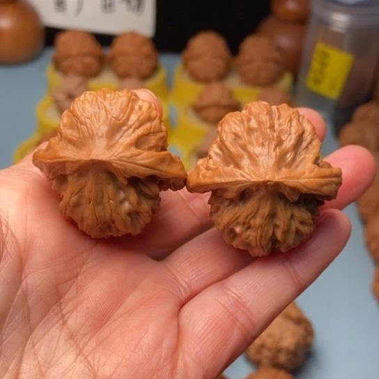 文玩核桃吊坠天地36