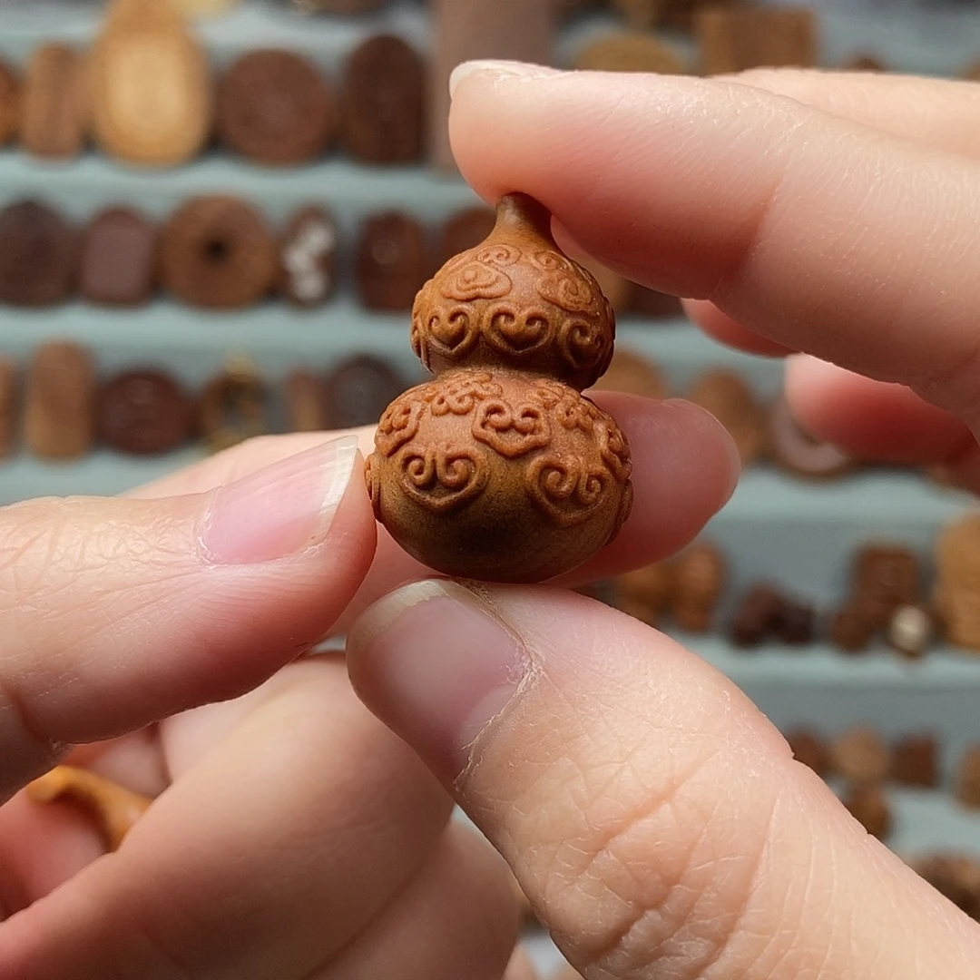 檀香木无事牌R*C默认微瑕