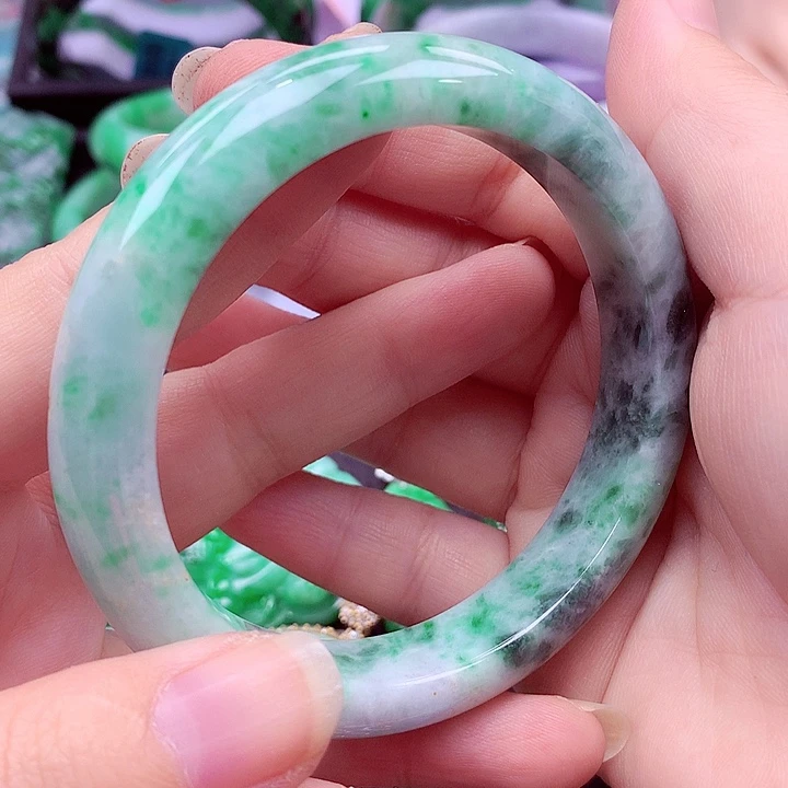 翡翠未镶嵌手镯翡翠手镯