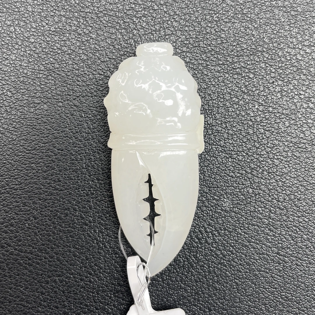 39和田白玉蟹钳/901561保利厦门拍卖