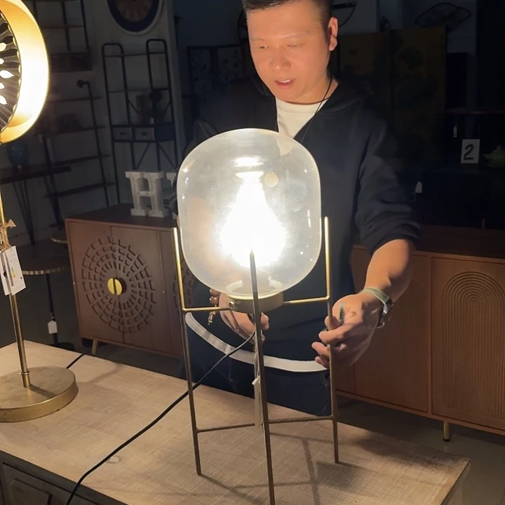 有机玻璃铁艺灯灯