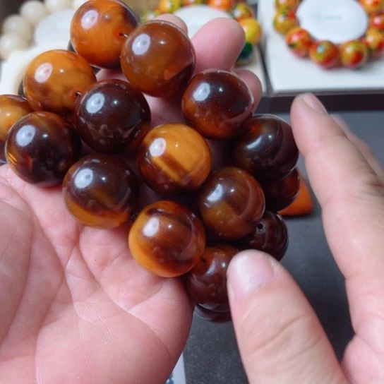 黄金甲卡2.5手串黄色