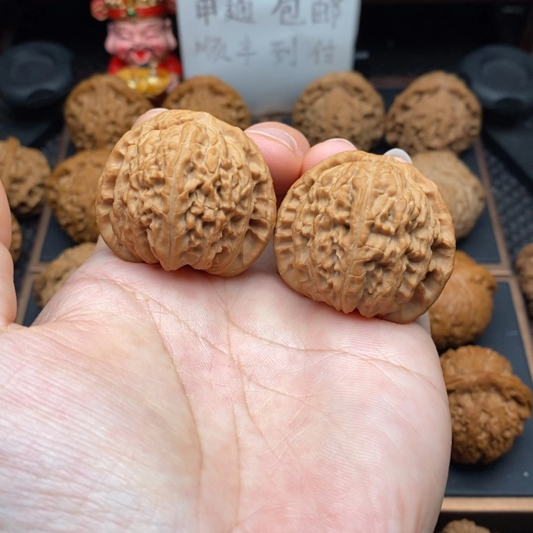 文玩核桃把件全品白狮子39.5尺