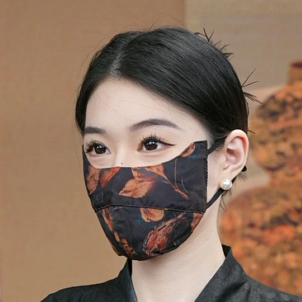 【新 口罩】防尘防晒口罩护眼角透气面罩防尘防风沙面纱