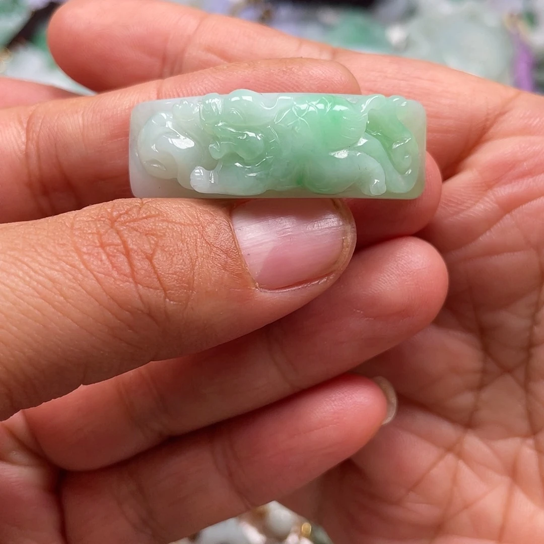 颈饰未镶嵌翡翠翡玉缘翡翠