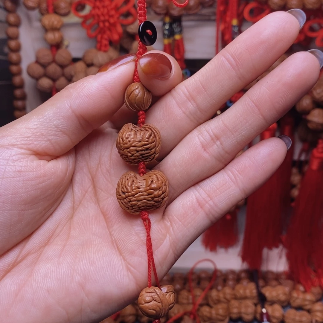 桃核吊坠龙纹桃枭