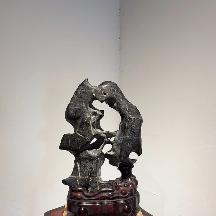 摩***藏太湖石立供原石高货