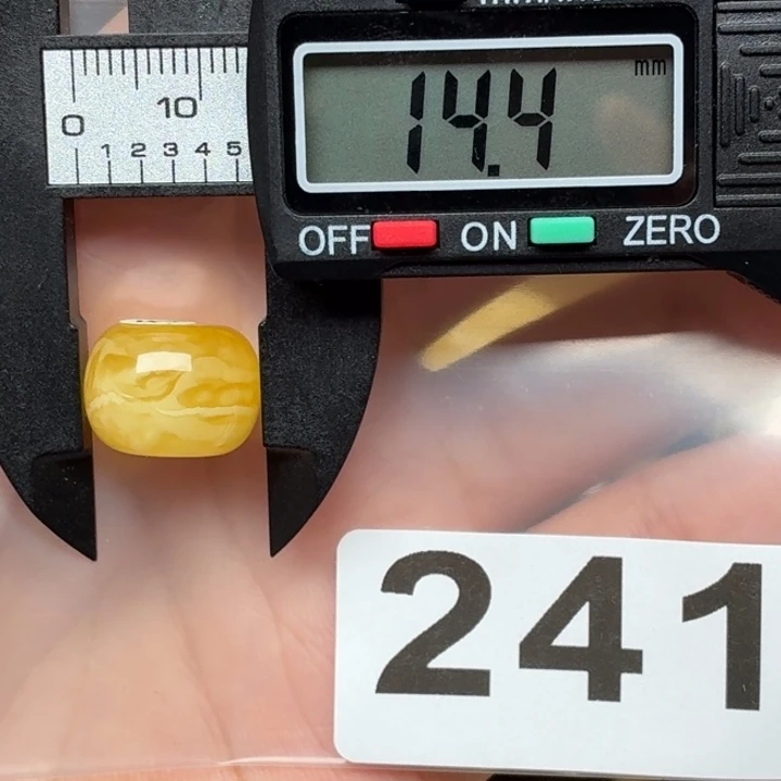 未镶嵌琥珀裸石蜜蜡