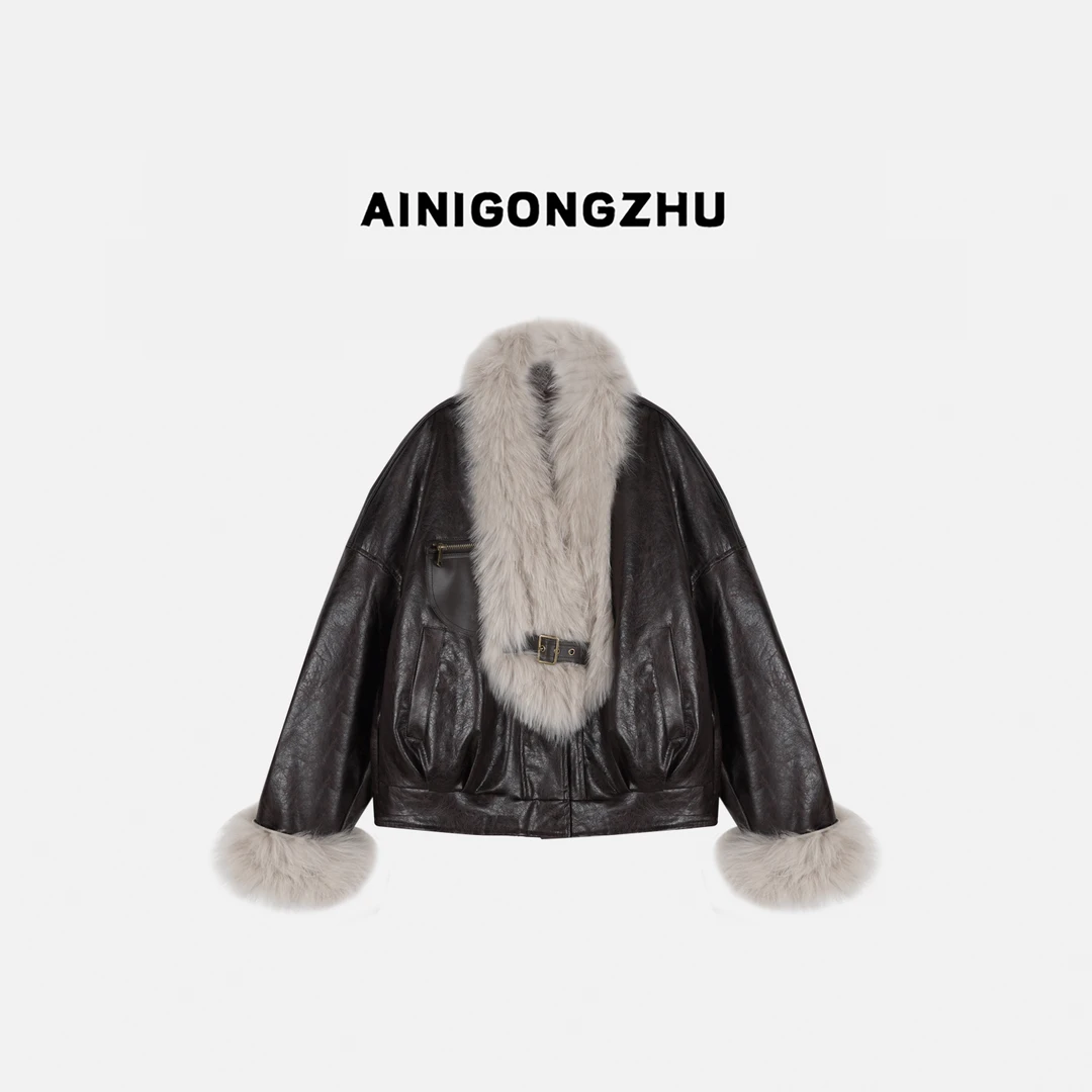 AINIGONGZHU/艾妮公主女装狐狸毛90白鹅绒羽绒服油蜡皮外套Y25112