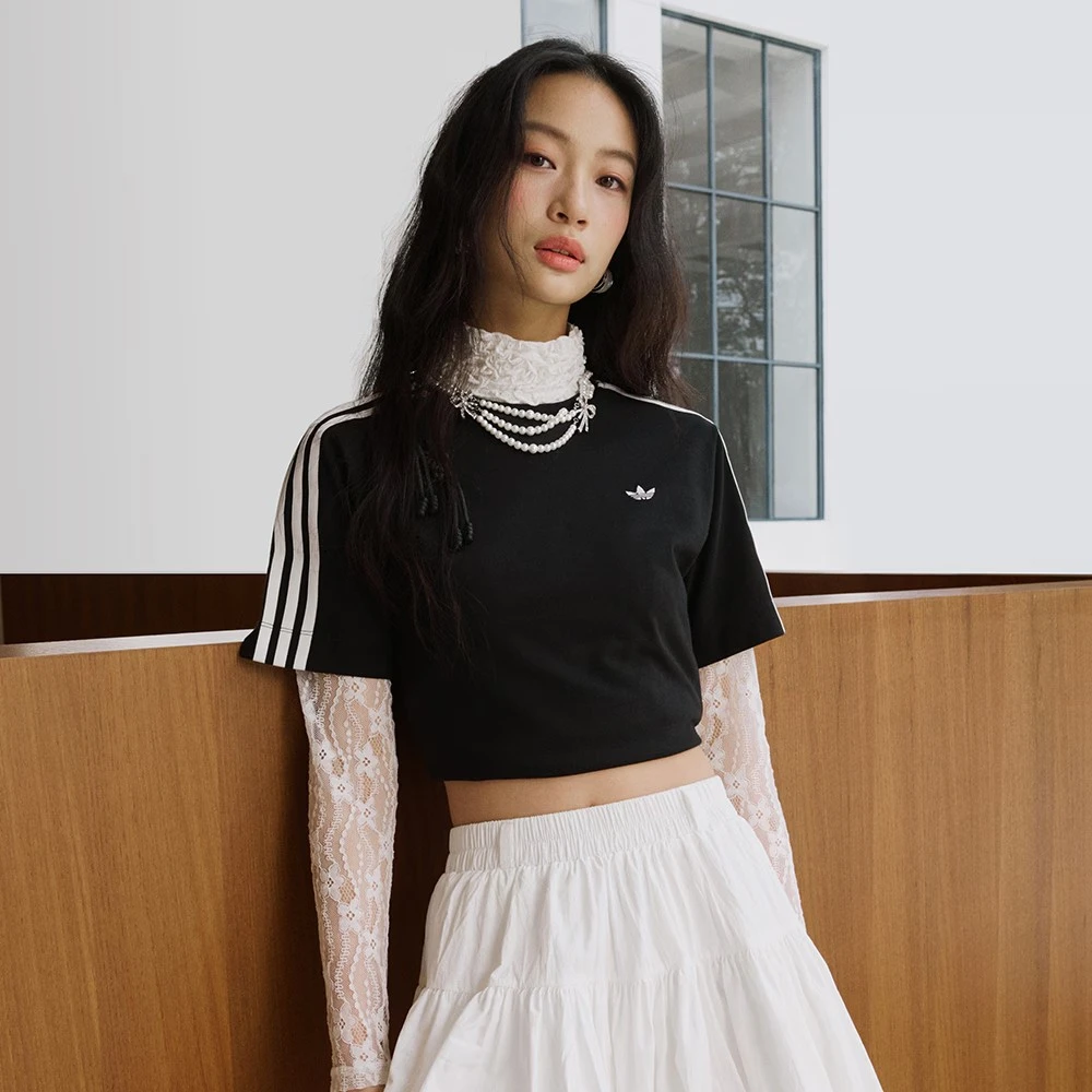 adidas/阿迪达斯女子新中式纯棉运动短袖圆领T恤KB6398