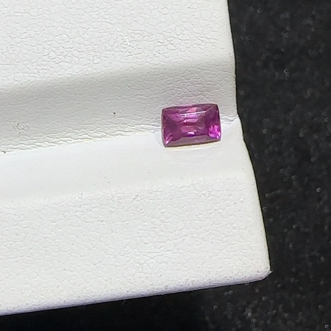 彩色蓝宝石裸石无烧帕帕拉恰1.03克拉
