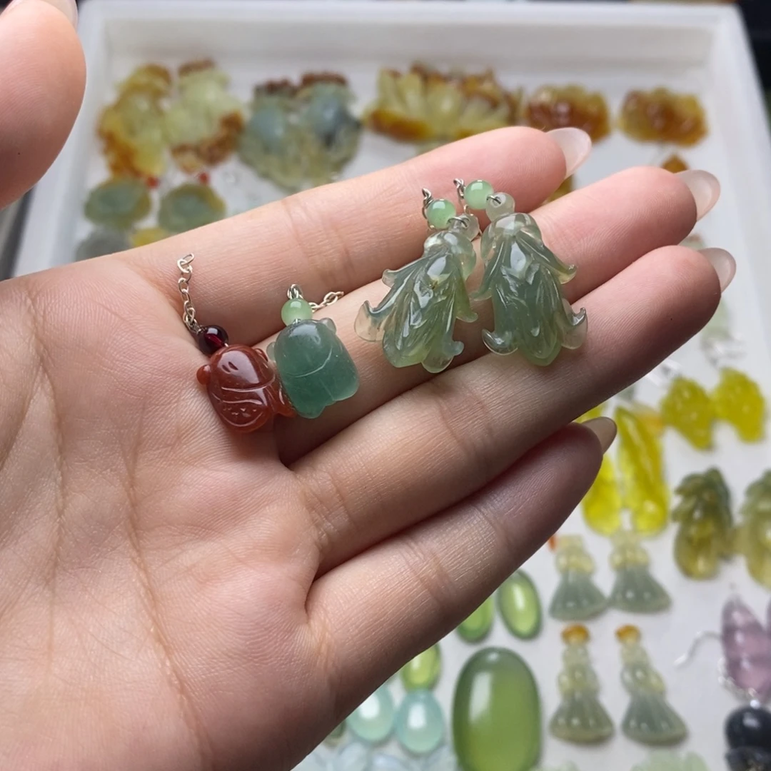 未镶嵌蛇纹石玉耳饰/颈饰