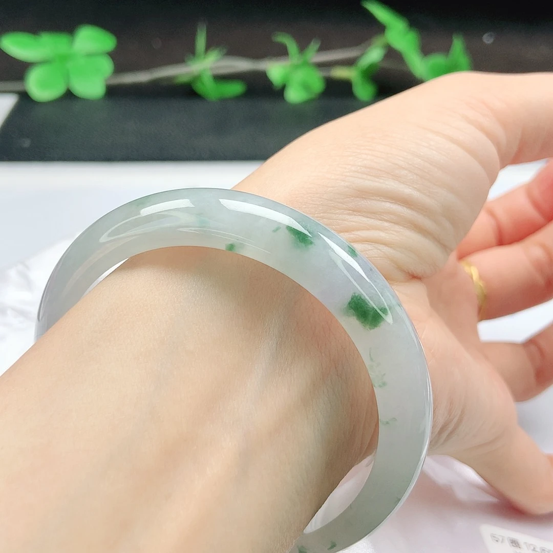 未镶嵌手镯翡翠57圈