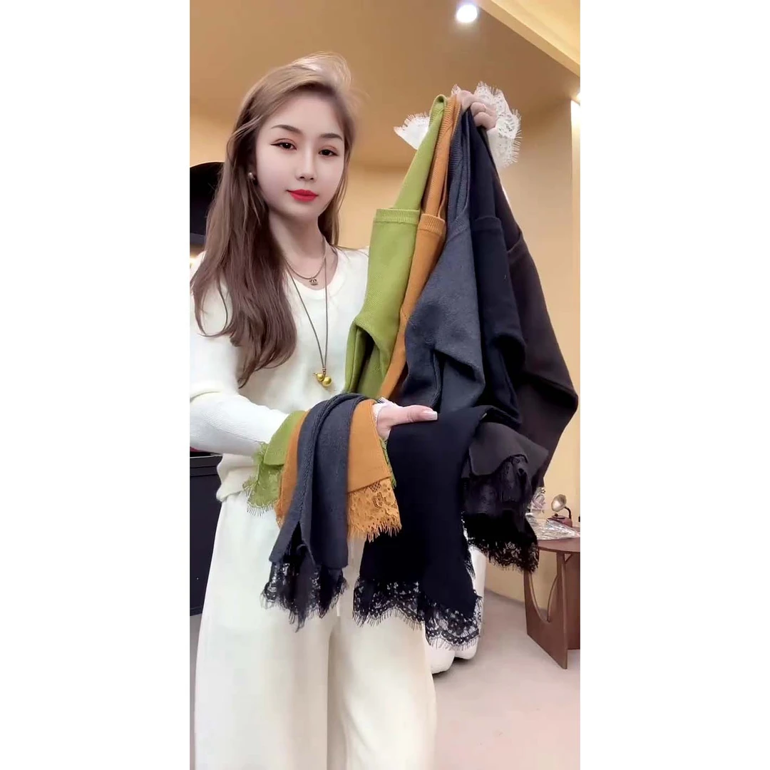 秋季新款时尚修身洋气U领拼接蕾丝袖套头针织衫