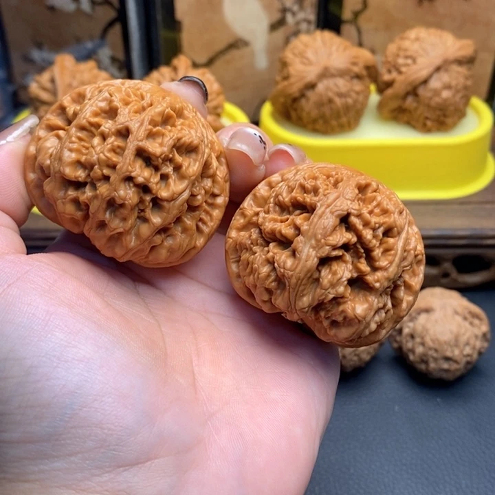 菜***）文玩核桃把件546大粗筋47