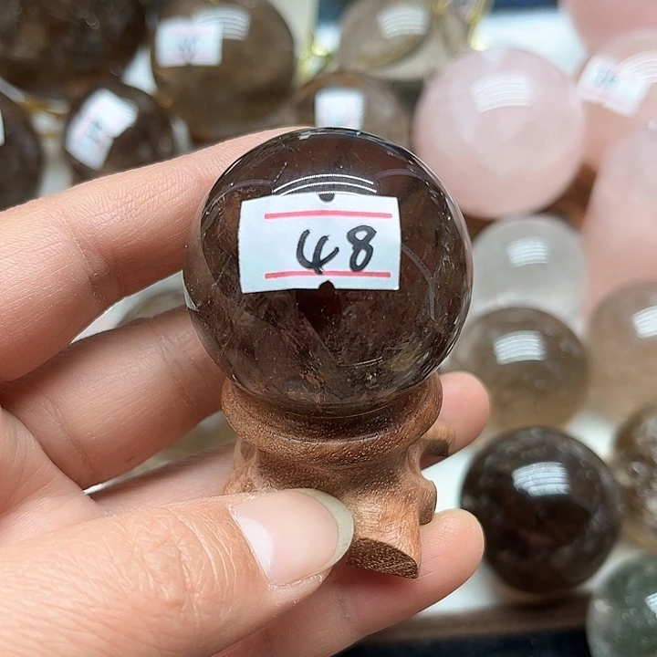 烟晶97克水晶球未镶嵌