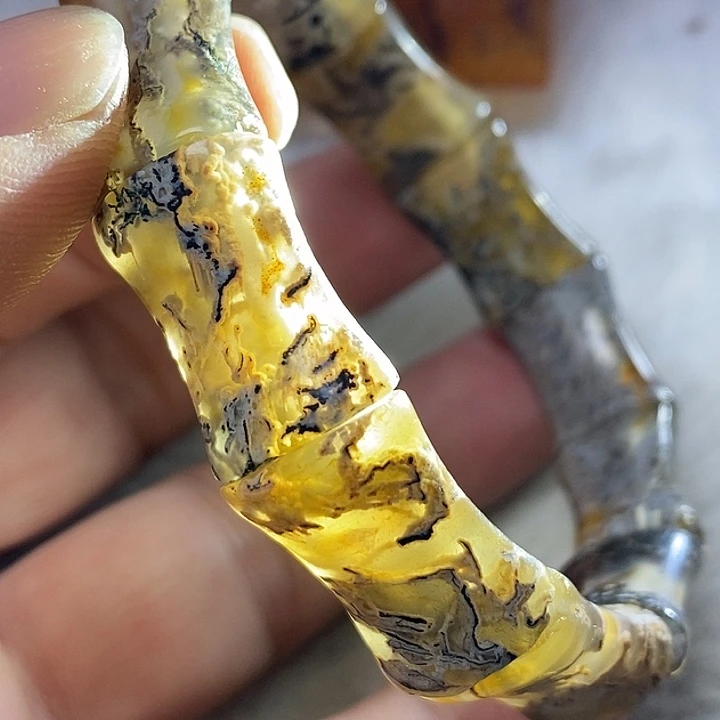 未镶嵌颈饰玛瑙/玉髓