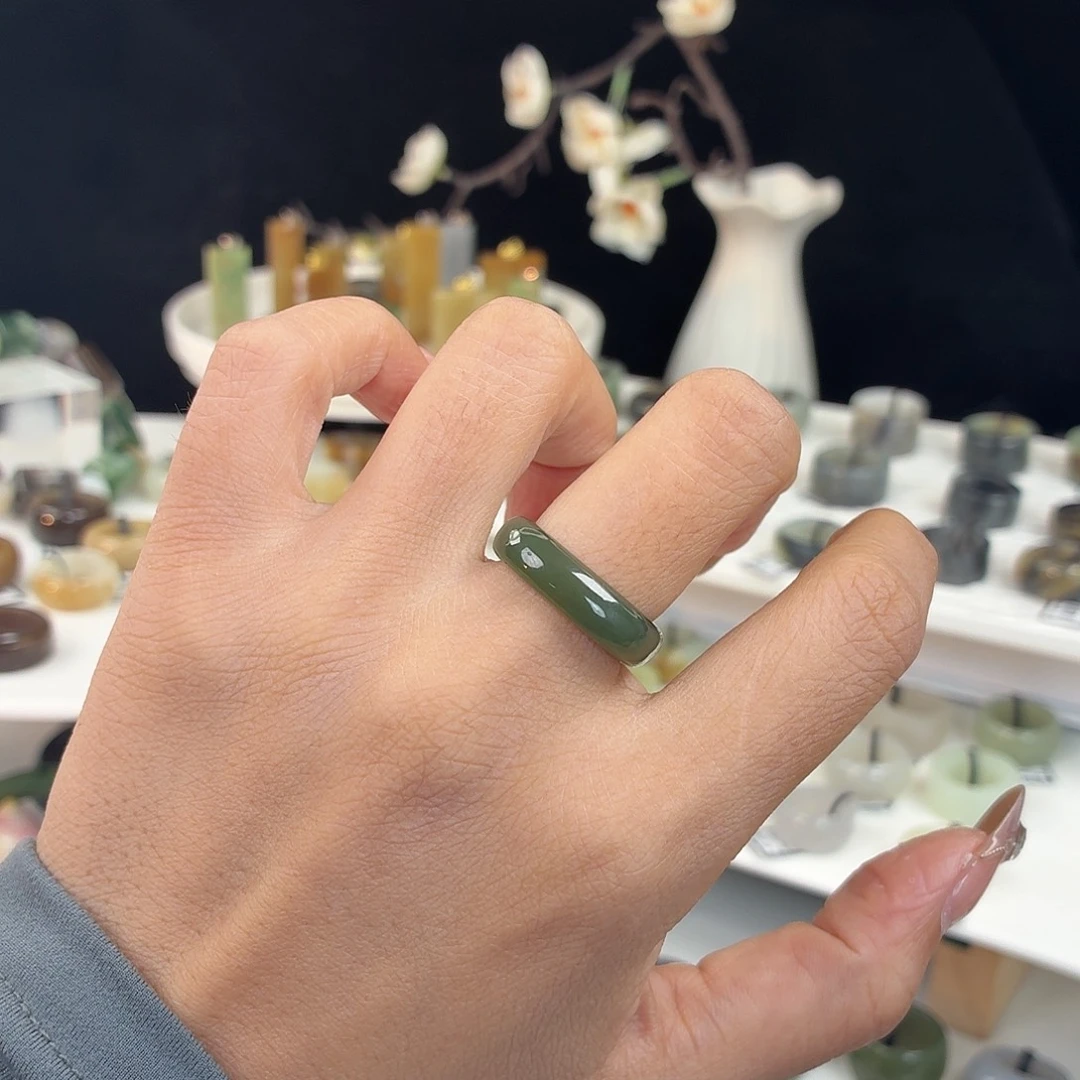 和田玉（糖玉）未镶嵌戒指Q87深湖水绿方圆17.1不退换