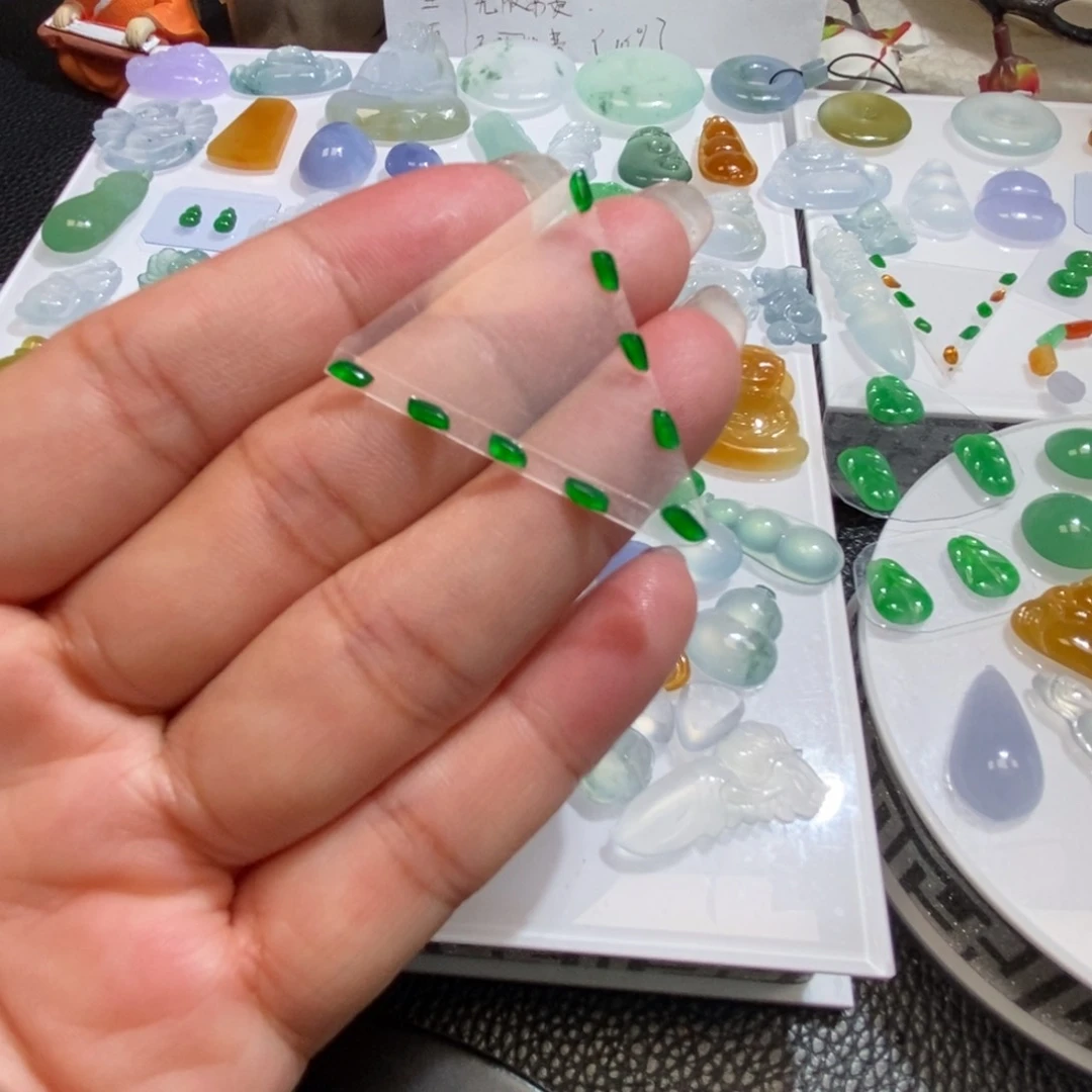 未镶嵌定制翡翠翡翠