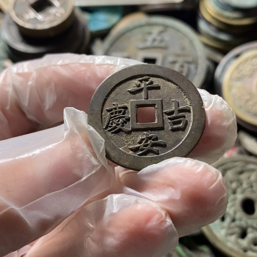 铜现代工艺品学习币