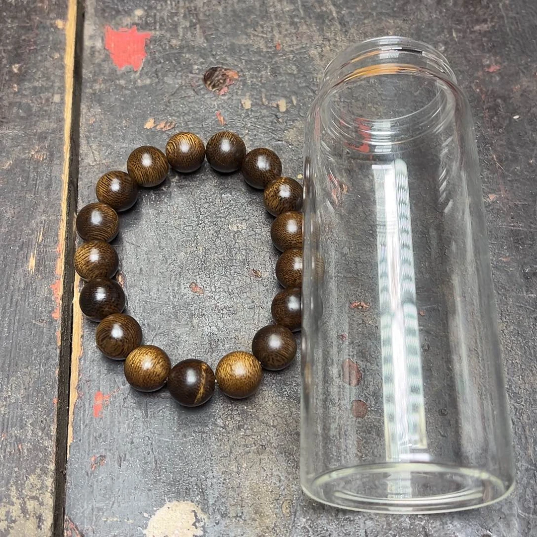 大叶紫檀（黑酸枝木类）